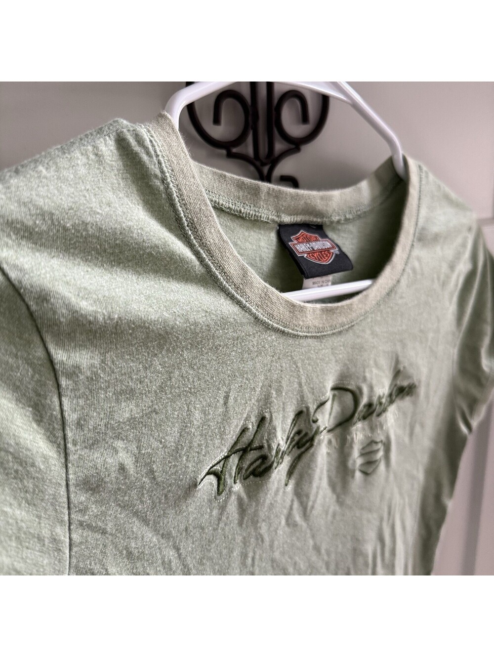 Harley Davidson Womens L Sage Green Embroidered Baby Tee Ocala Florida Y2K - Picture 4 of 12